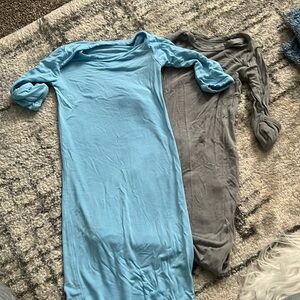 0-3 months knot gown